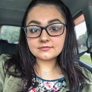 Meet your Posher, Colleen